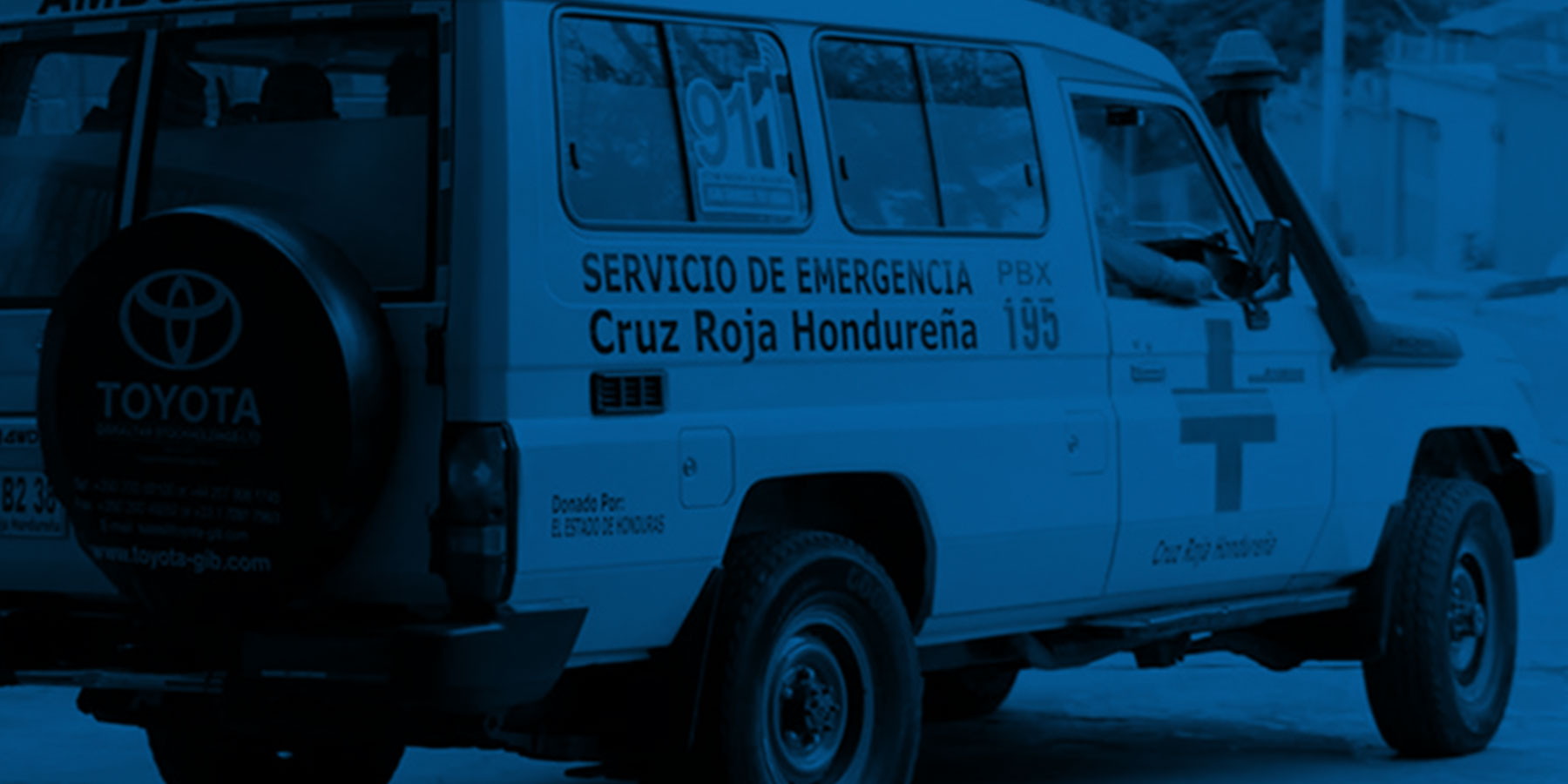 Vehículo que transportaba a seis personas vuelca a causa de desperfectos mecánicos