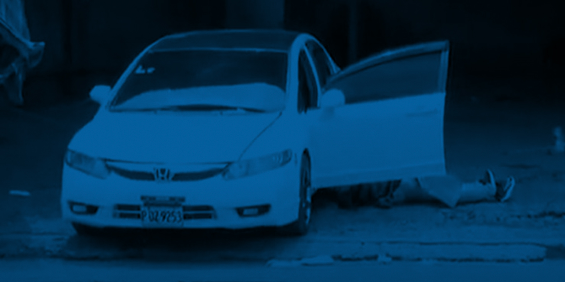 Taxista fallece dentro de vehículo