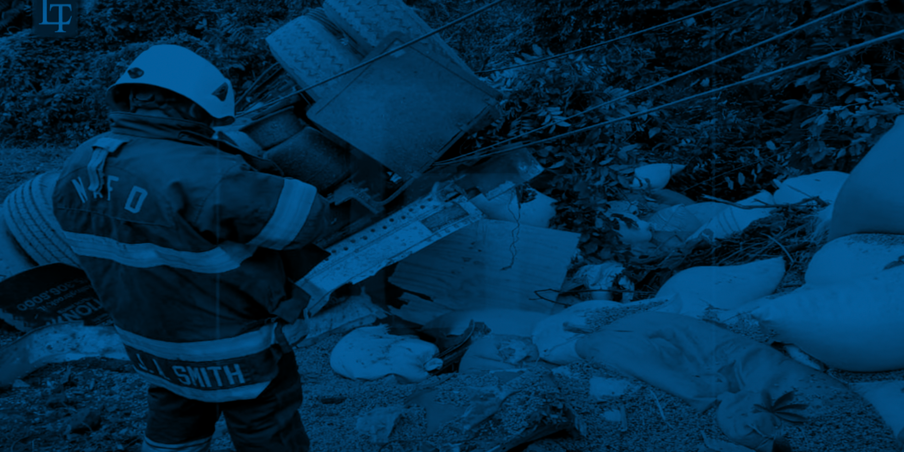 Rastra con fallas mecánicas cobra vida de motociclista