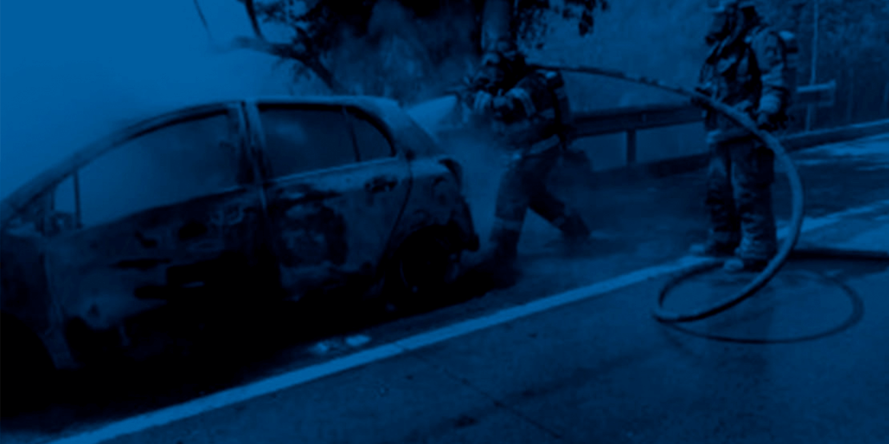 Incendio de vehículo por desperfectos mecánicos