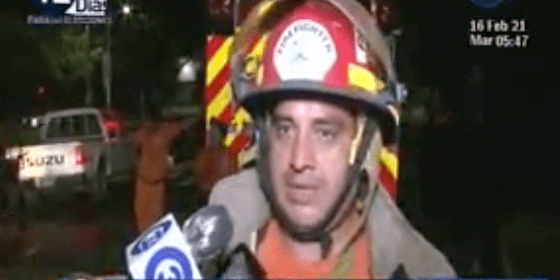 Vehículo se incendió por fallas eléctricas