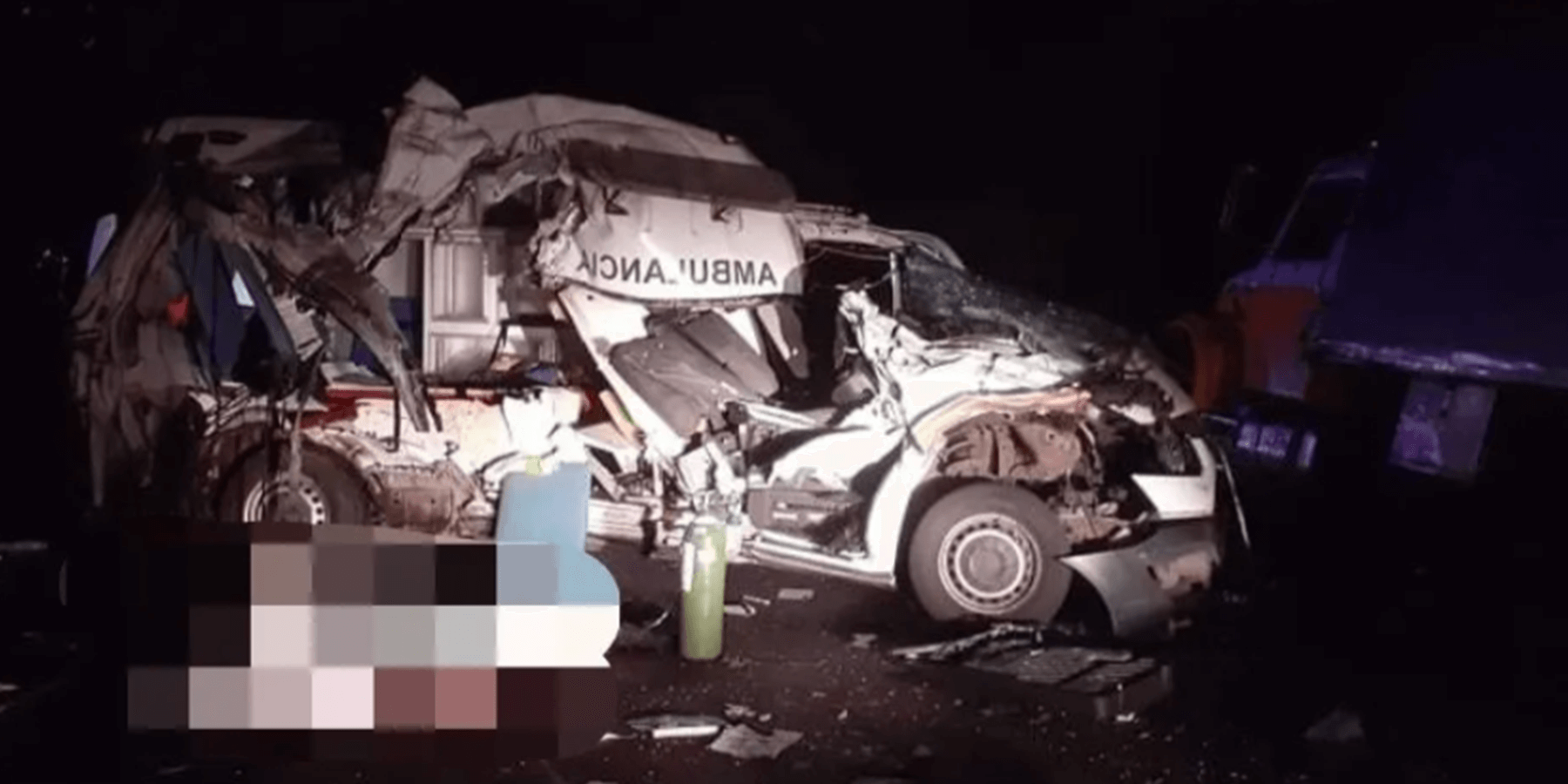 3 fallecidos en una ambulancia por accidente en Moncagua.