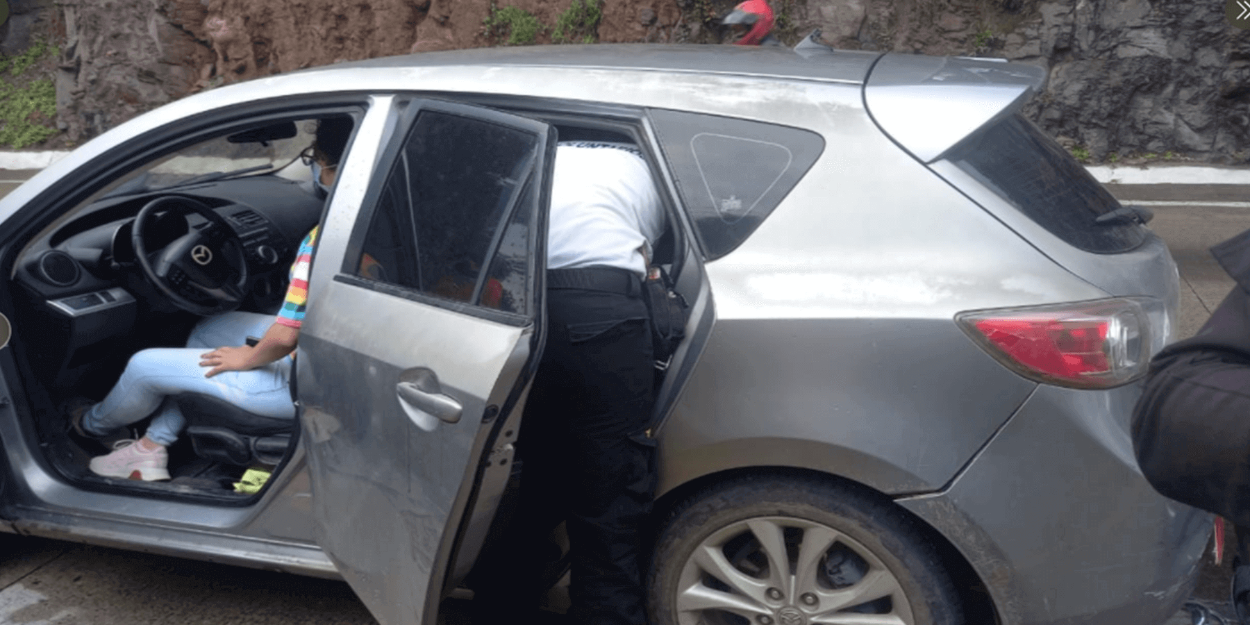 Tres autos colisionados en ruta al Atlántico