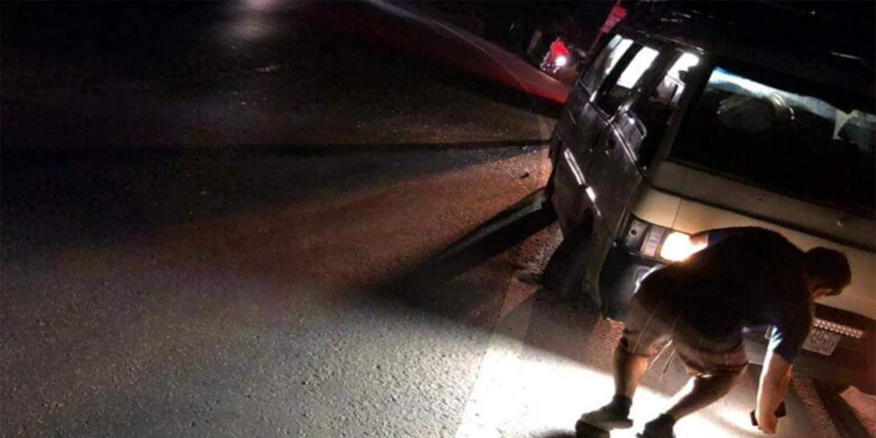 Una persona resultó herida al colisionar con un panel